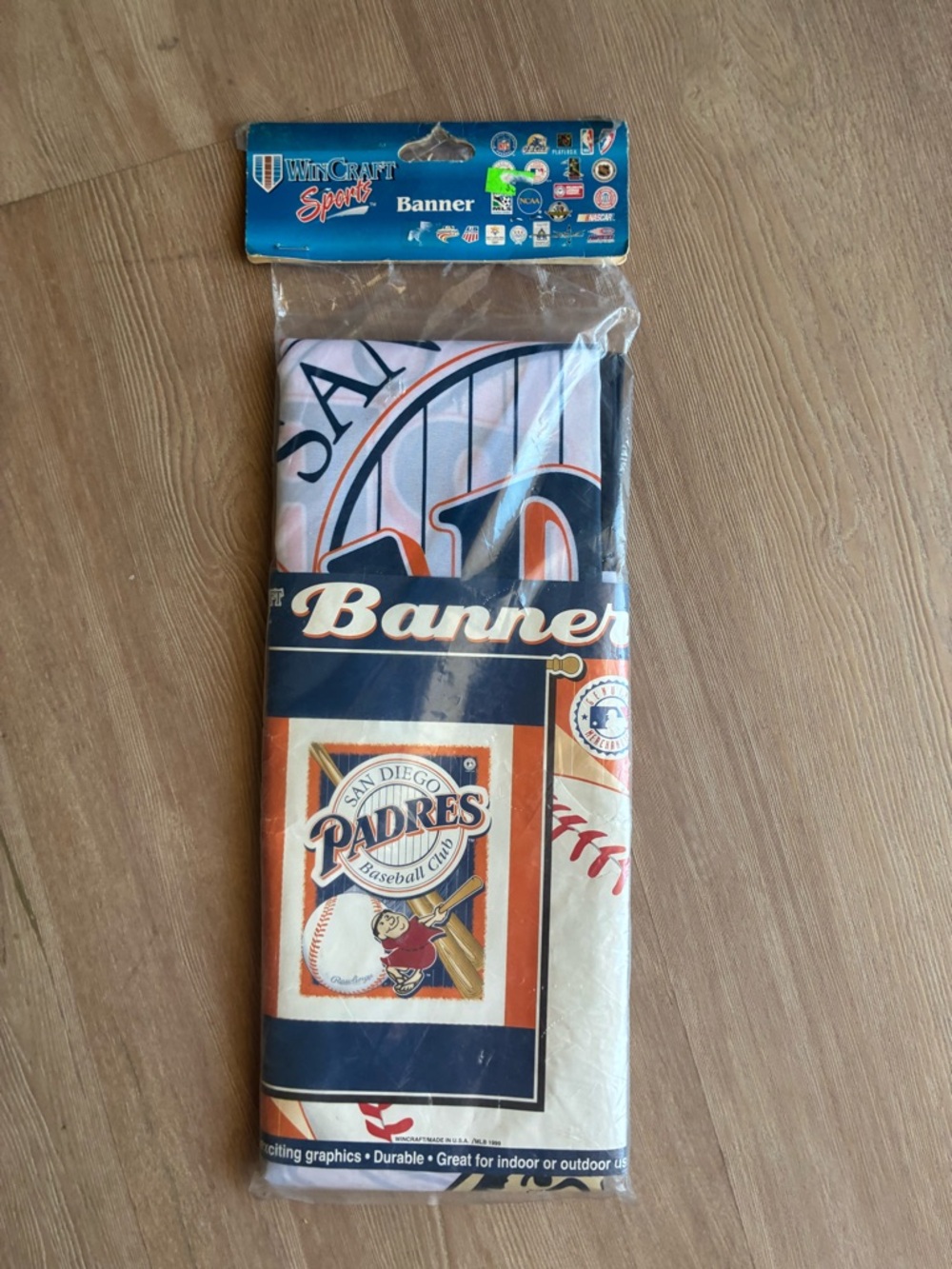 Vintage San Diego Padres 1999 MLB baseball flag 28 x 42 vertical New In Package